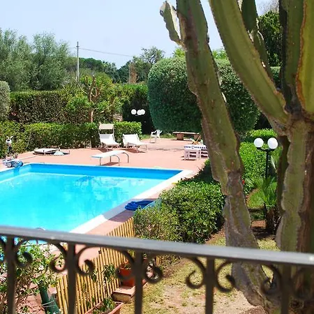 Malu Bed & Breakfast Fontane Bianche